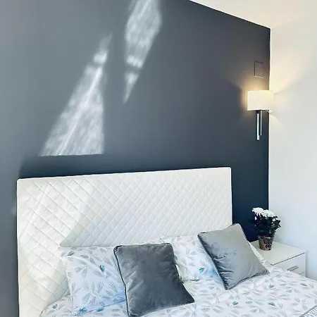 Panorama Mar Marko Punta Prima 公寓